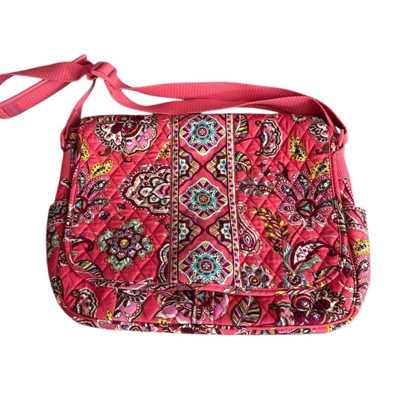 Vera Bradley Handbags - Vera Bradley Pink Patterned Laptop Bag